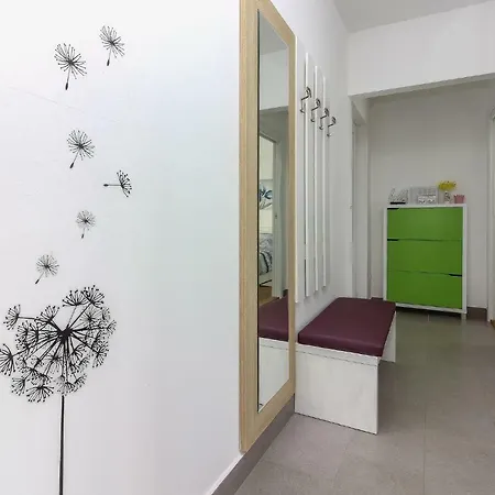 아파트 Meri